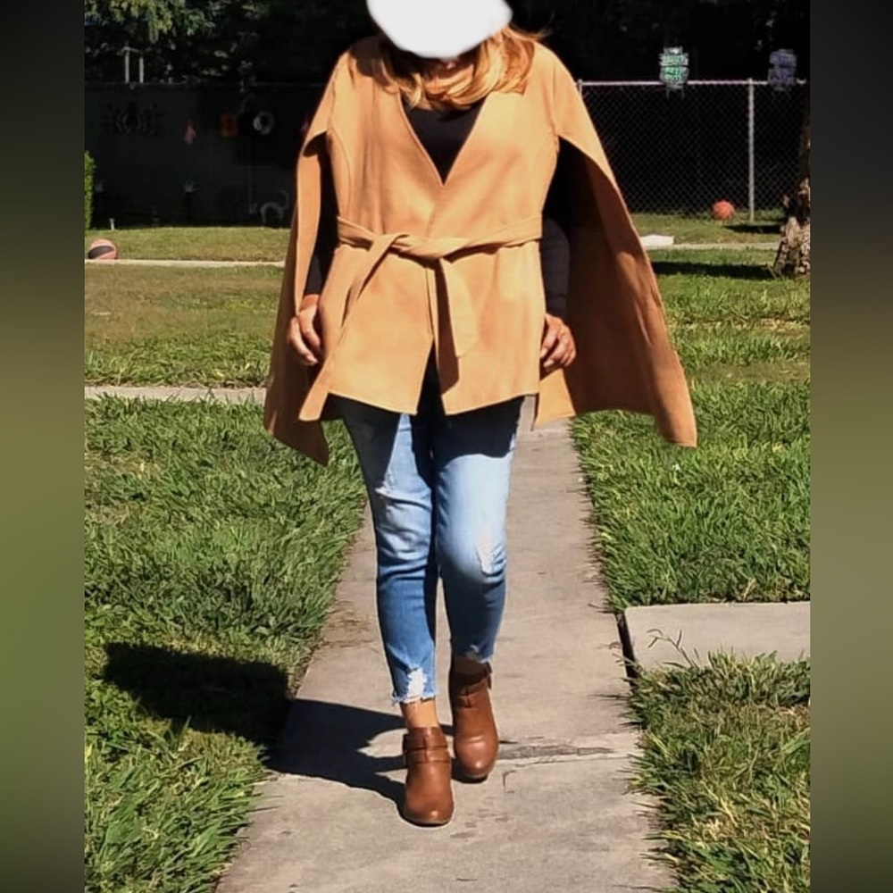 Woman’s jacket poncho